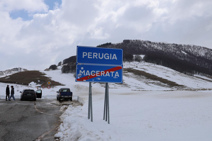 neve marche umbria