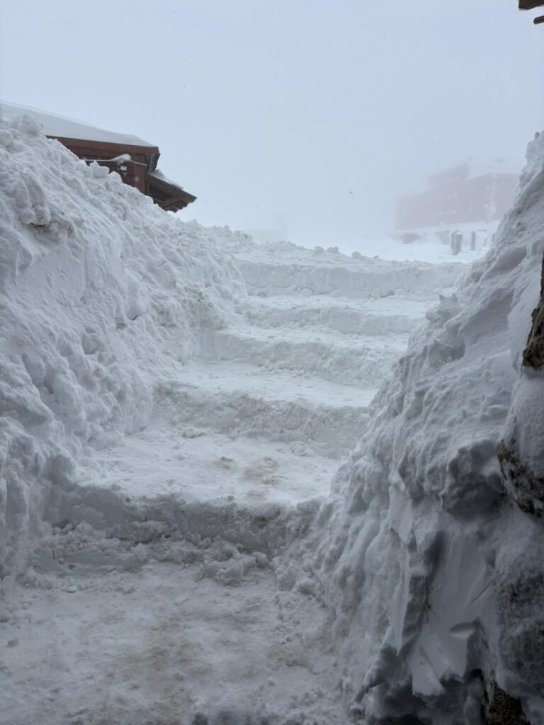 neve record 5 aprile 2025 Ostello Campo Imperatore