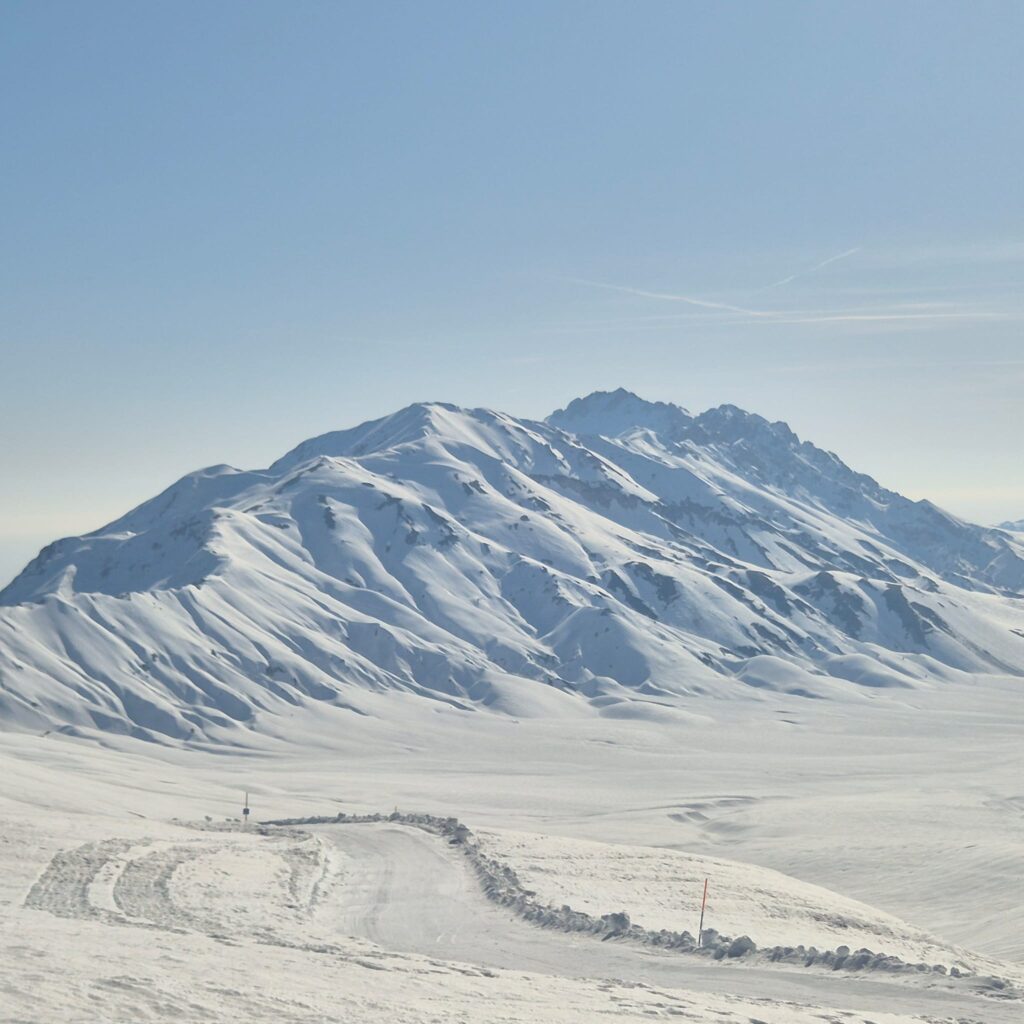 neve record campo imperatore abruzzo 10 aprile 2026