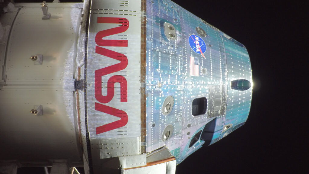 artemis II orion