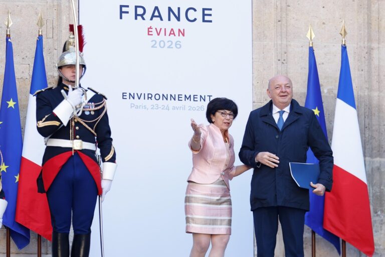 pichetto g7 parigi