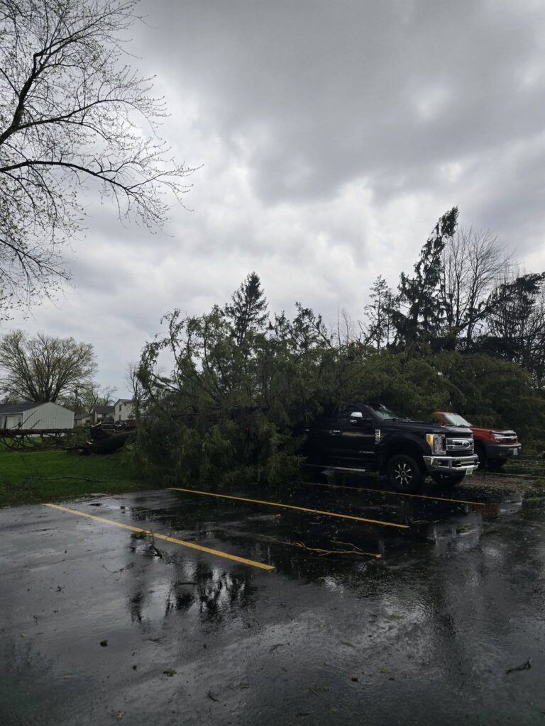 tornado usa illinois lena