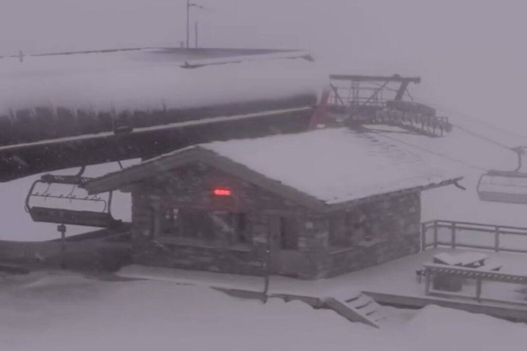 Maltempo Francia neve 5 maggio