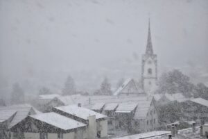Neve Svizzera 12 maggio
