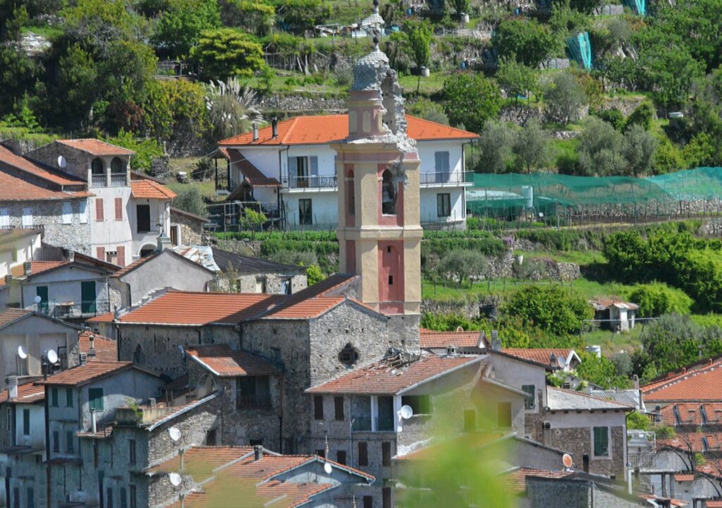 fulmine campanile corte