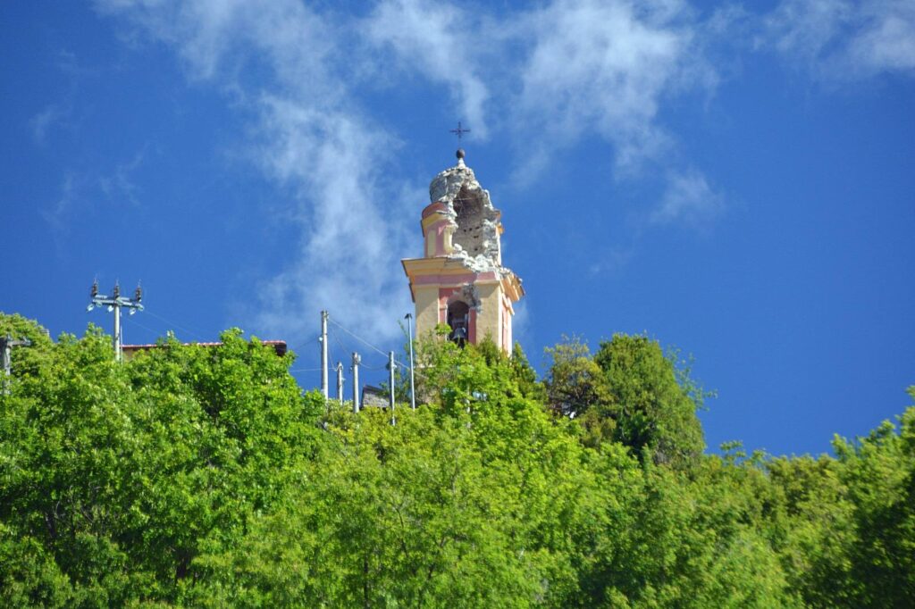fulmine campanile corte