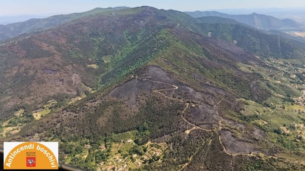 incendio monte faeta toscana