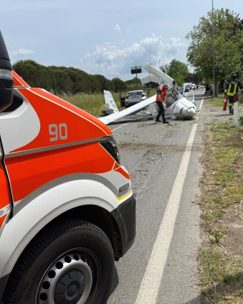 incidente ultraleggero cecina