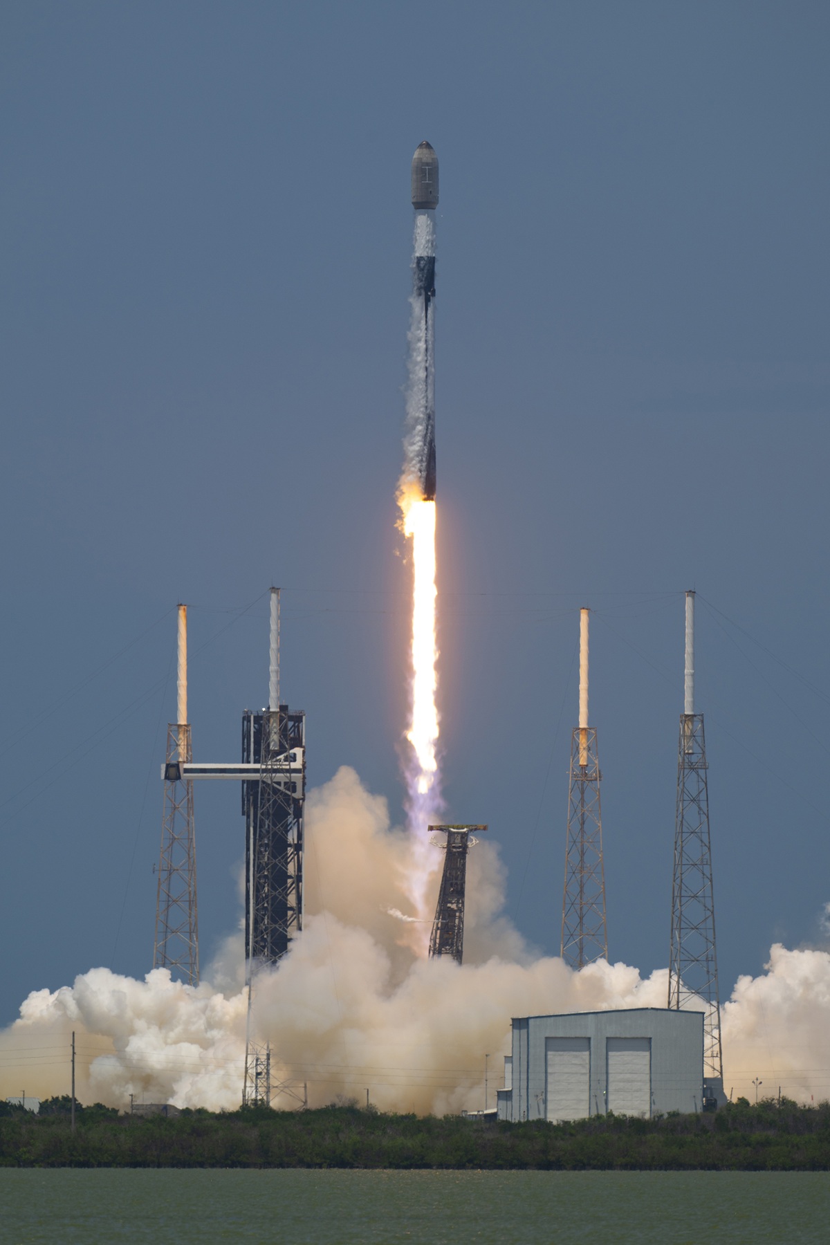 lancio falcon 9