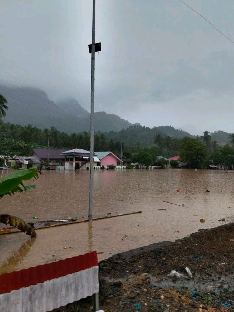 maltempo indonesia