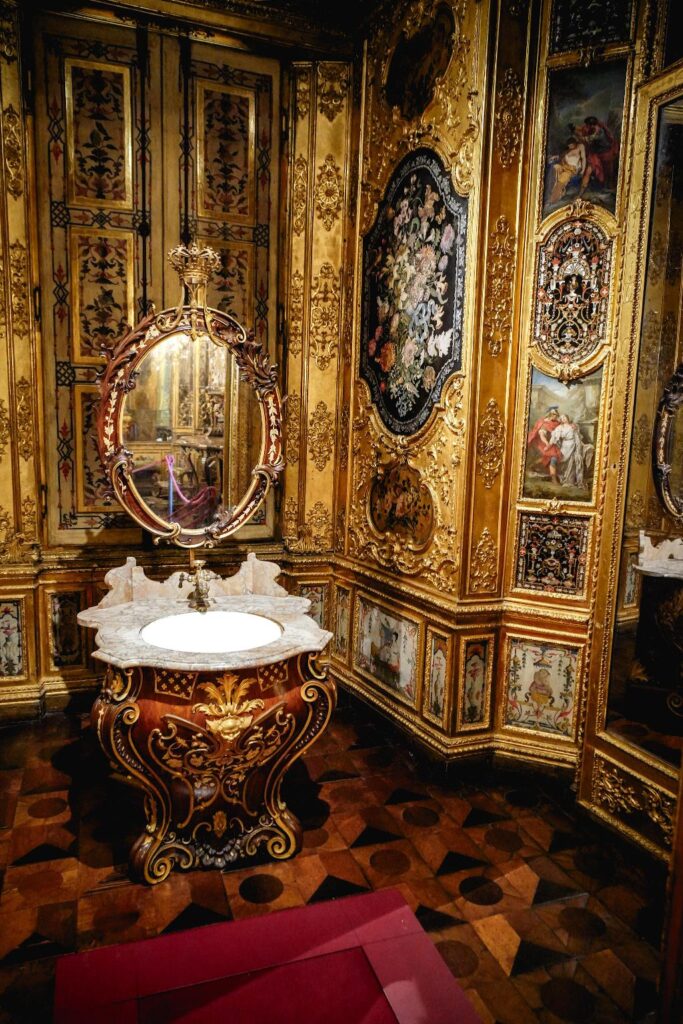 Mostra regina Margherita a Torino