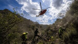 soccorso gerace precipita 200 metri