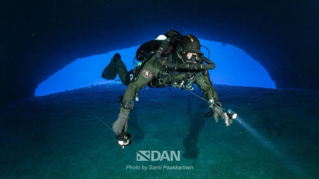 sub morti maldive