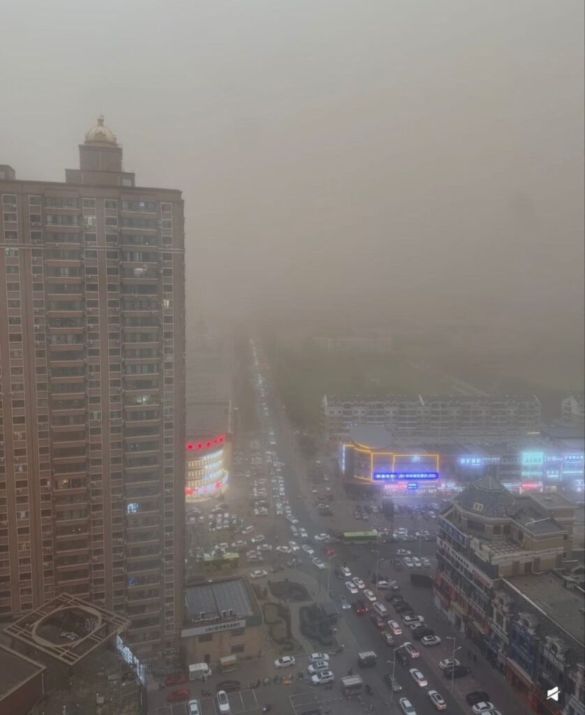 tempesta di sabbia cina