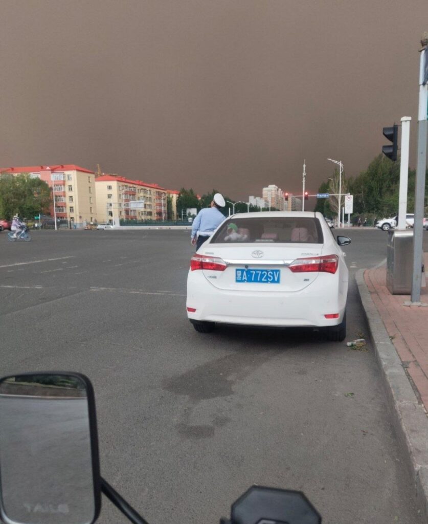 tempesta di sabbia cina