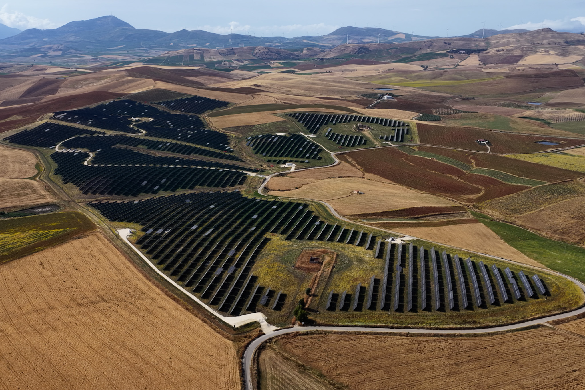 parco solare amazon sicilia