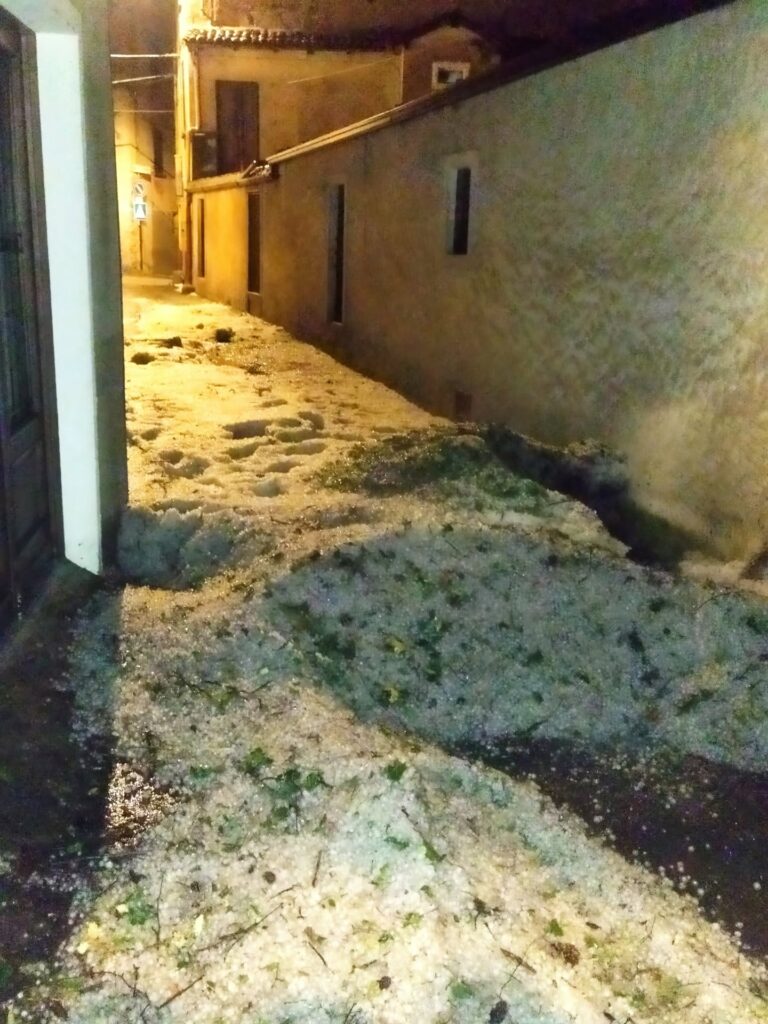 grandine lombardia anfo