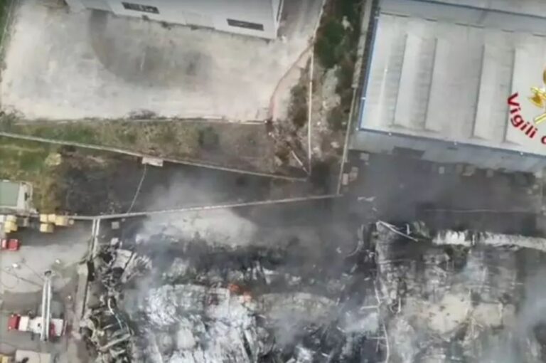 Incendio Camerano