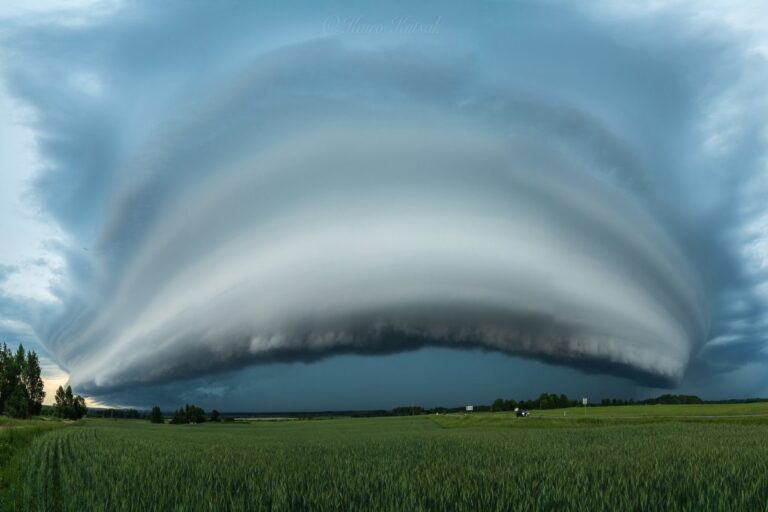 Shelf cloud Estonia