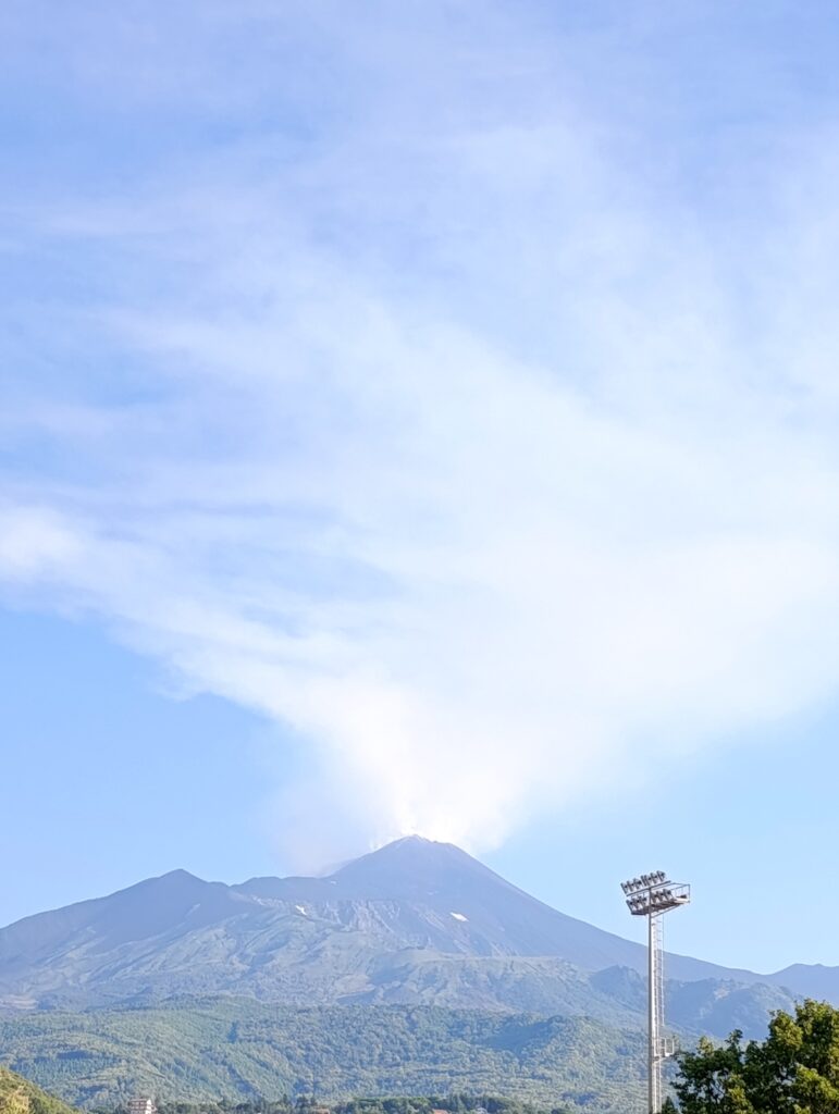 etna emissioni cenere gas