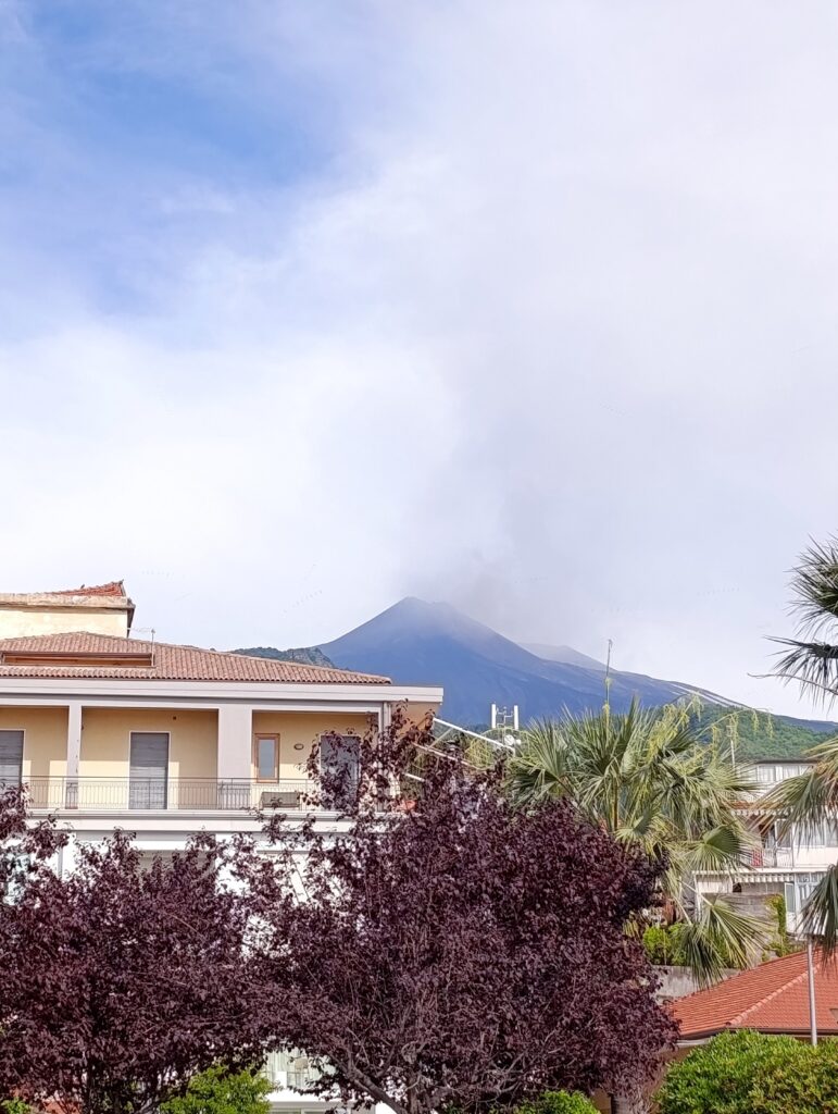 etna oggi