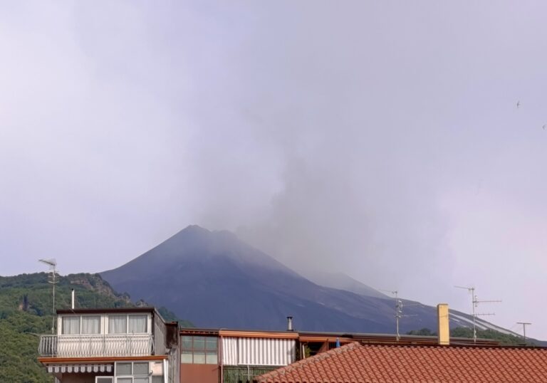 etna oggi
