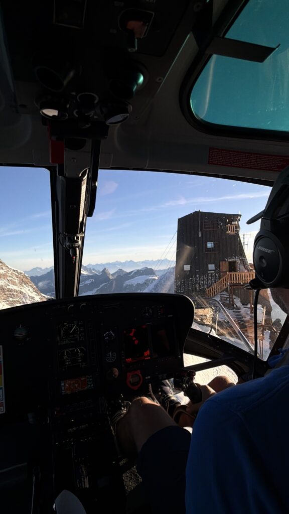 foto stazione GPS più alta d'Europa Capanna Margherita Monte Rosa Politecnico Torino