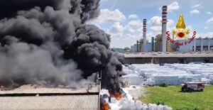 incendio mantova