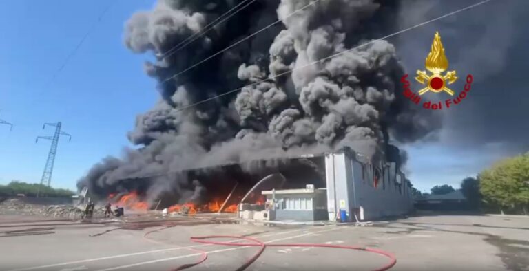incendio pisa