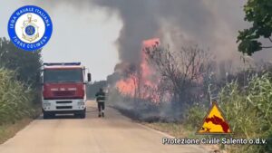 incendio porto cesareo puglia