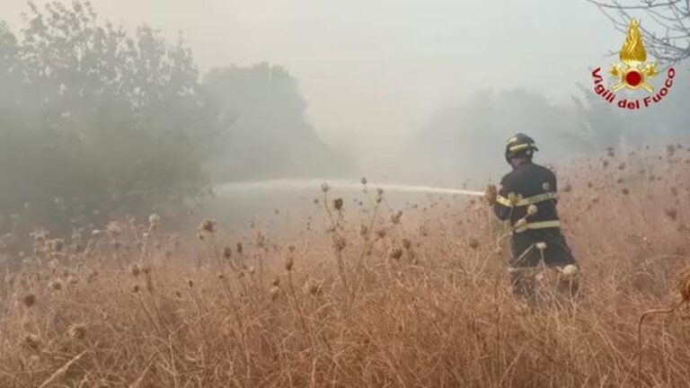 incendio vigili fuoco generica