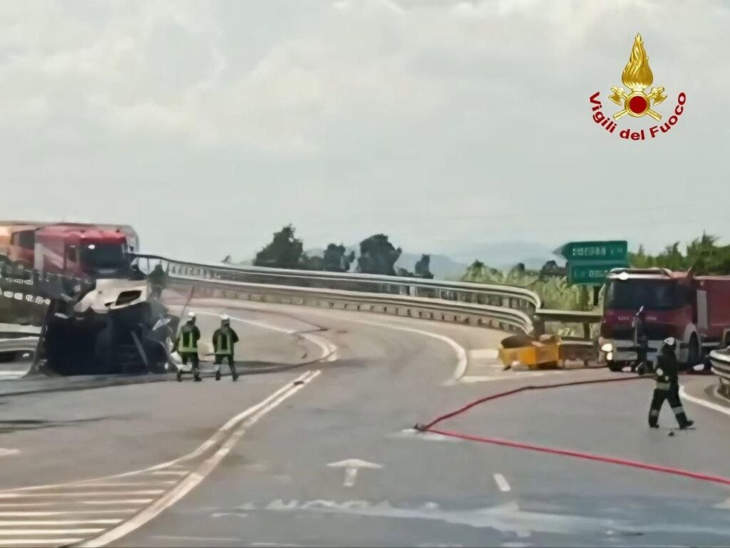 incidente autocisterna riccione