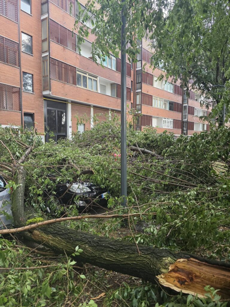 maltempo milano lombardia