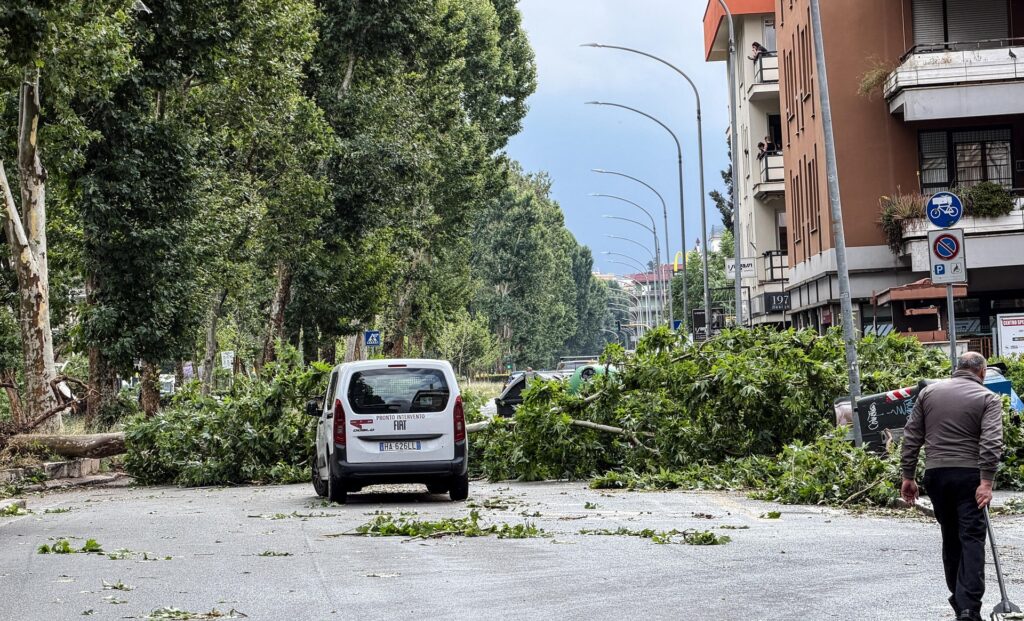 maltempo roma oggi