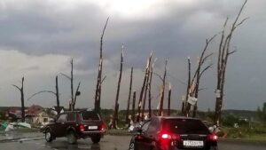 maltempo tornado russia