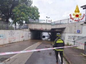 maltempo umbria terni sottopasso allagato