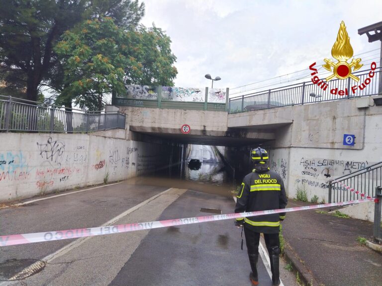 maltempo umbria terni sottopasso allagato