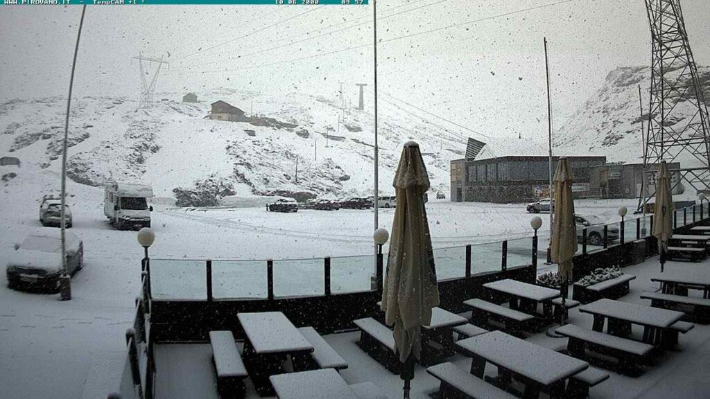 neve passo stelvio