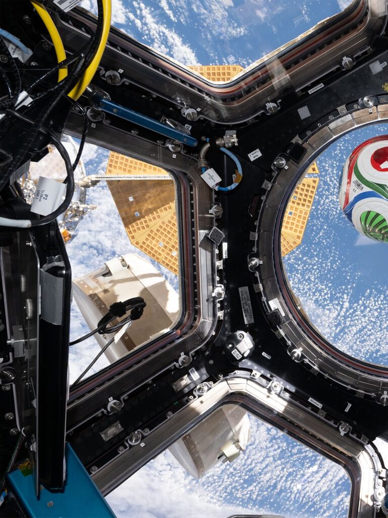 pallone mondiali ISS