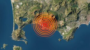 terremoto napoli pozzuoli campi flegrei