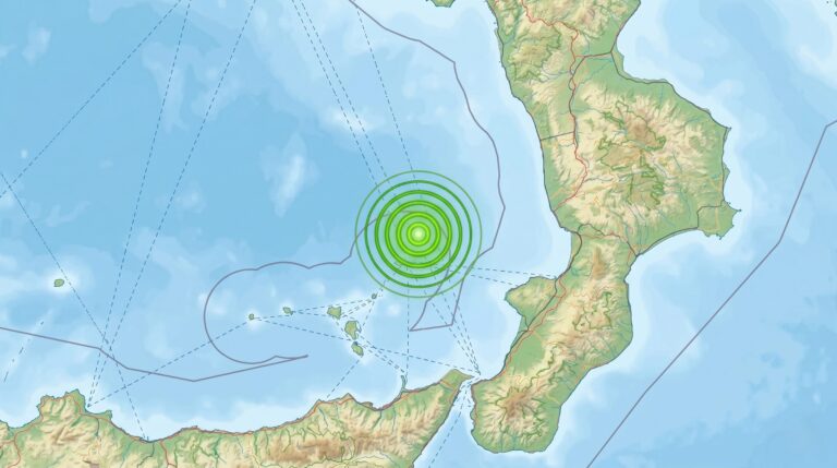 terremoto tirreno stromboli calabria