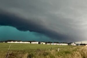 Cielo verde grandine