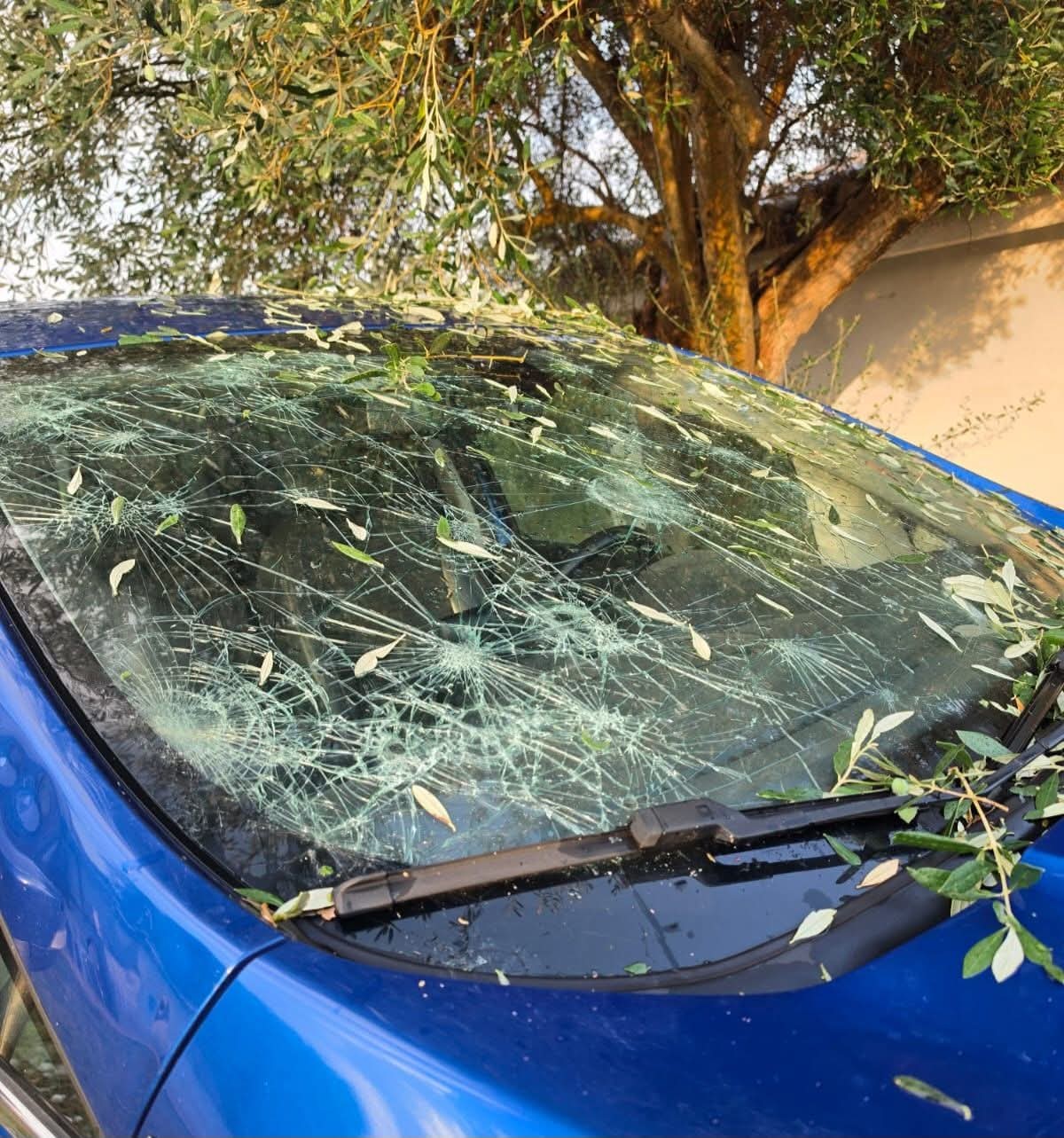 Grandine teramano auto distrutte 