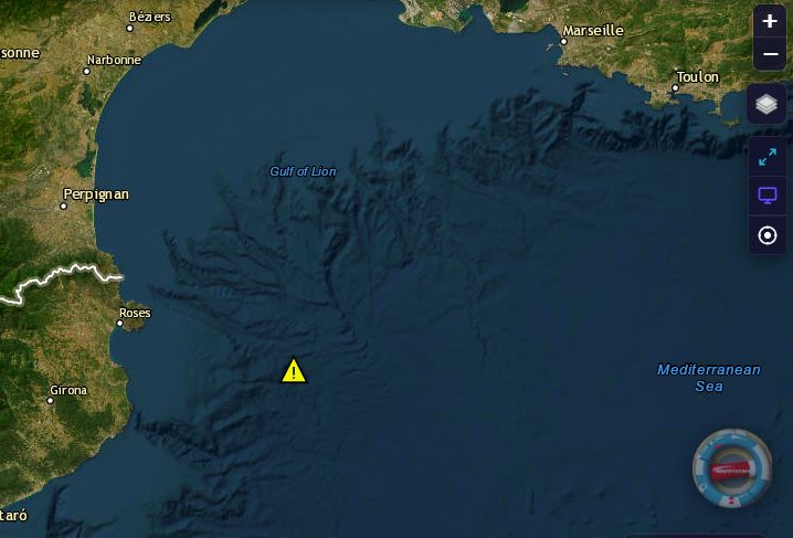 balena morta mediterraneo