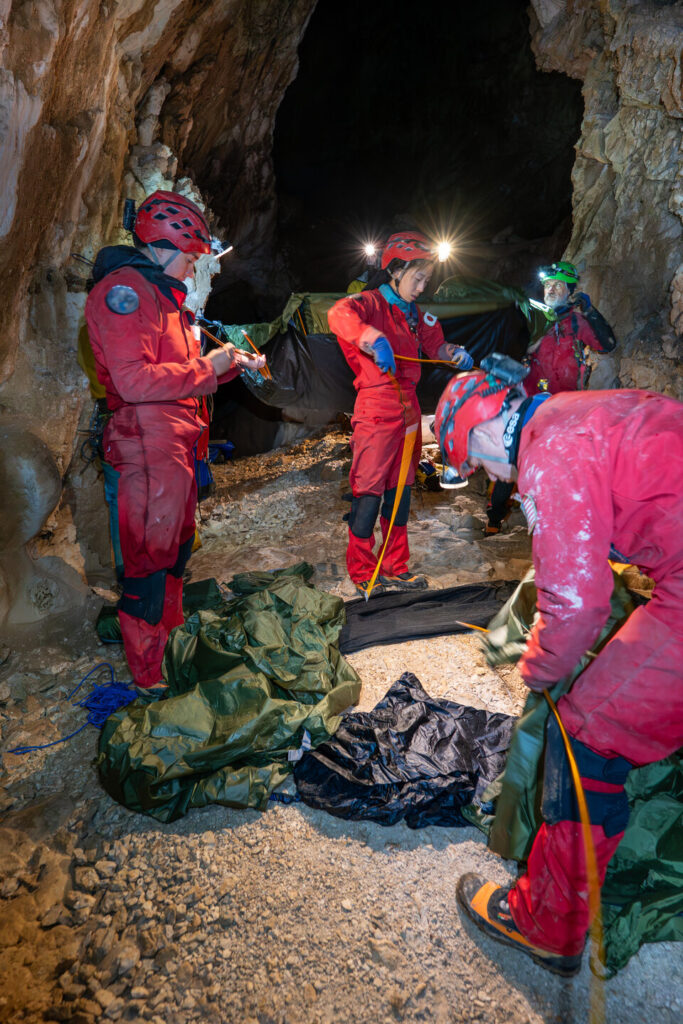 corso esa caves 2026