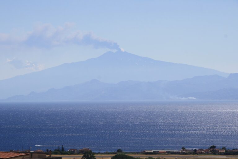 eruzione etna 5 luglio 2026