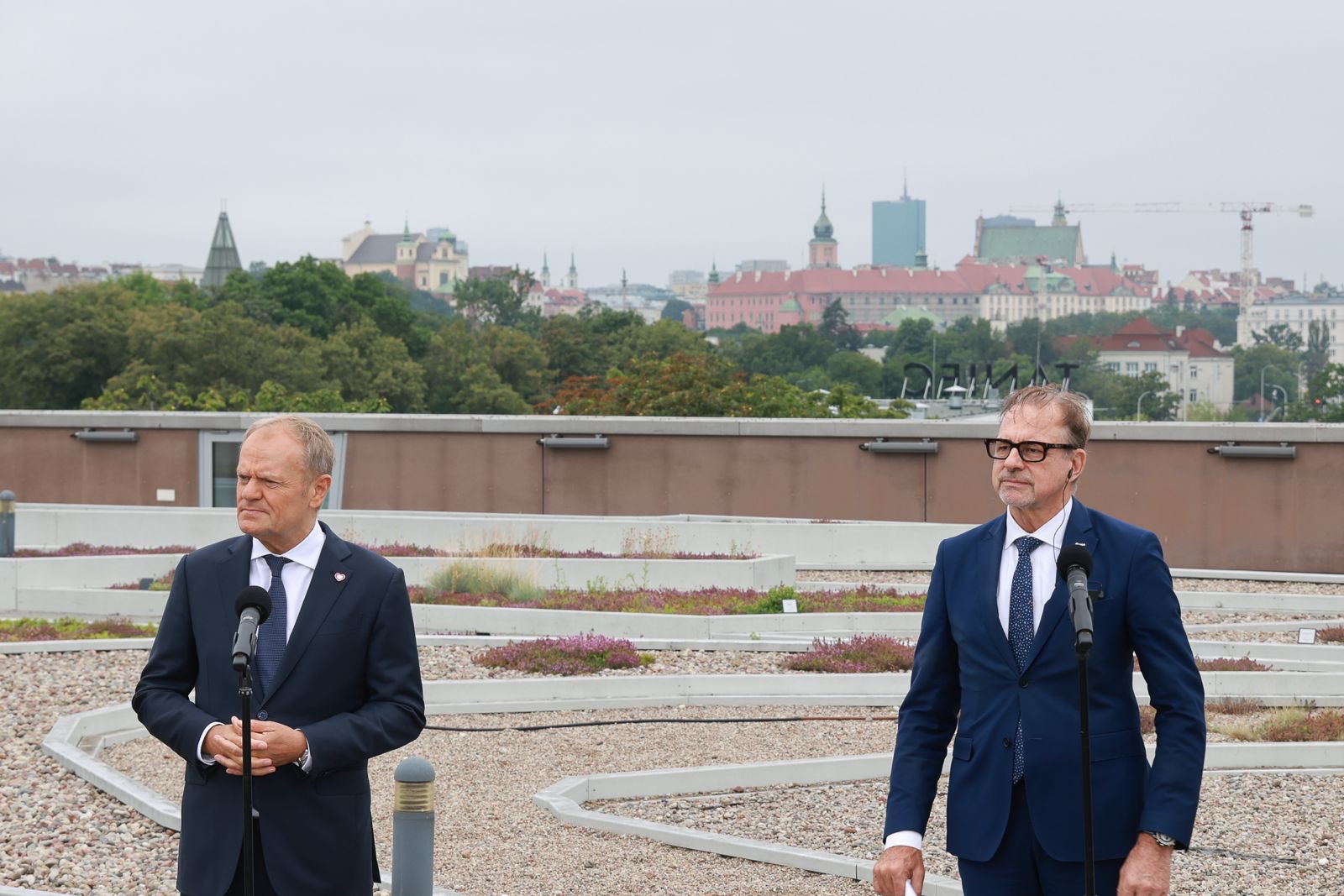 Il Primo Ministro polacco Donald Tusk e il Direttore Generale dell'ESA Josef Aschbacher
