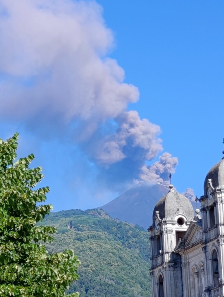 etna oggi