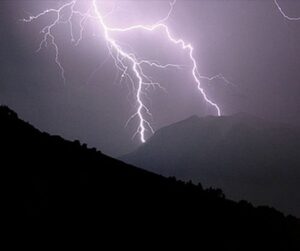 fulmine montagna