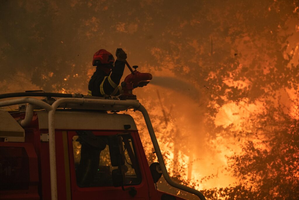incendi boschivi francia